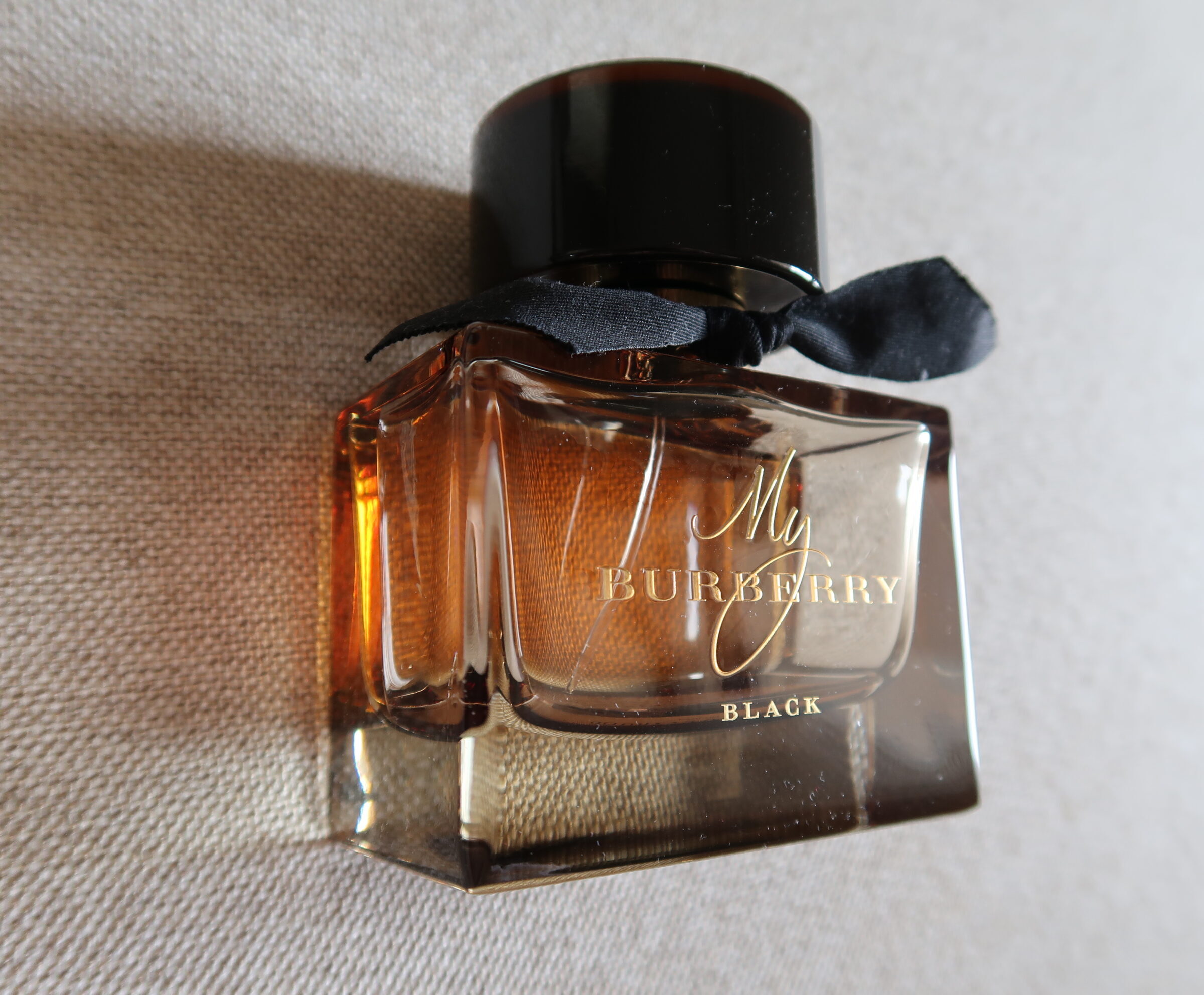 repertoire Trække ud essens My Burberry Black Perfume Review - Charm Of Trip